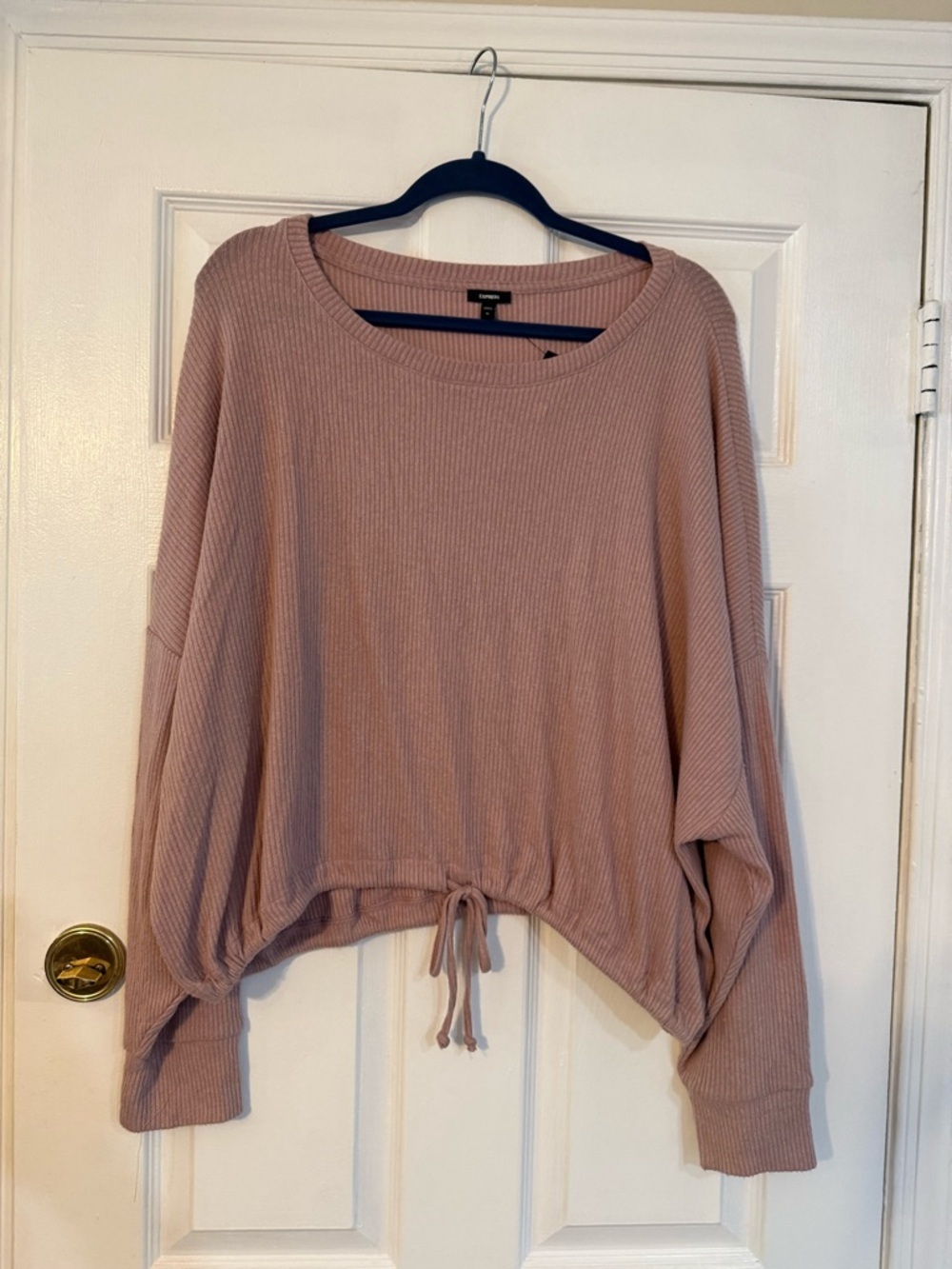 Express Ribbed Knit Crewneck Sweater in Dusty Rose